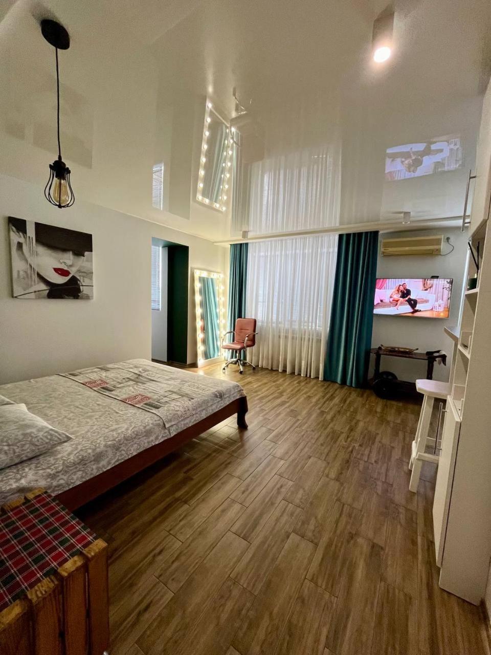 Studio Apartment Center Кременчук Екстериор снимка